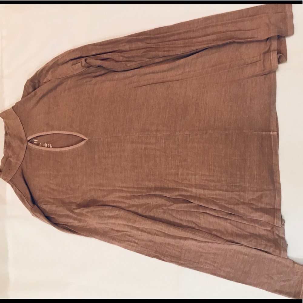NWT AE Mock Neck Keyhole Soft and Sexy